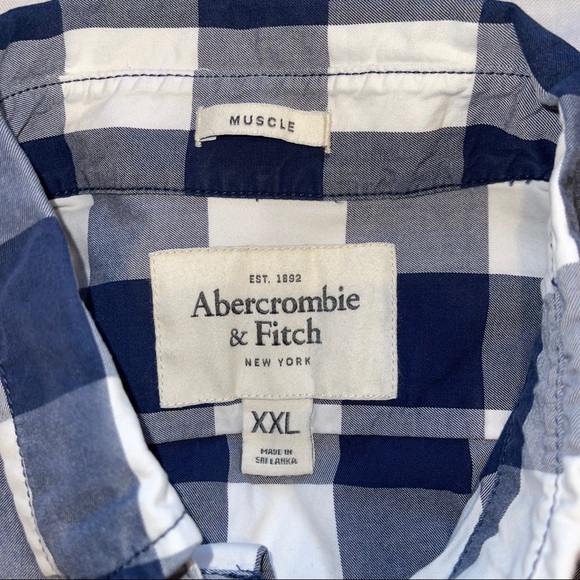 Abercrombie and Fitch white and blue button down - Picture 4 of 4